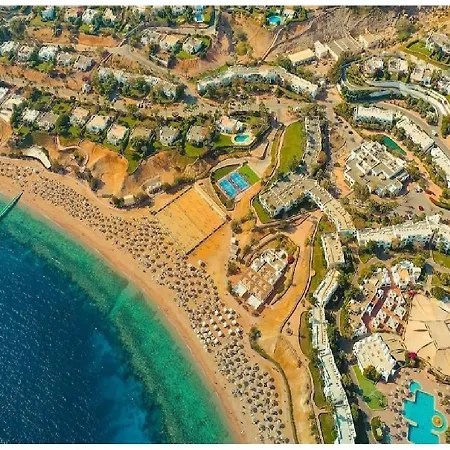Seasonal Renting - Sea & Pool View Private Studio With Kitchenette At Domina Coral Bay