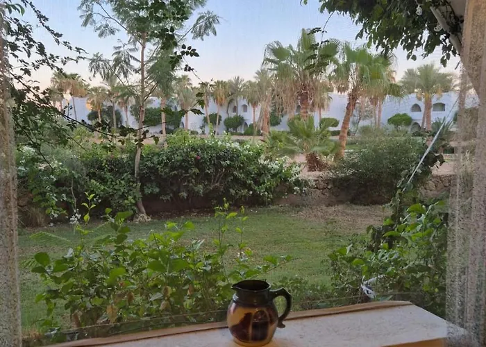 Seasonal Renting - Sea & Pool View Private With Kitchenette At Domina Coral Bay Апарт-отель Шарм-эль-Шейх